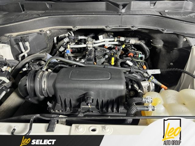 Used 2023 Ford Explorer XLT w/ Equipment Group 202A AWD/4WD image 10