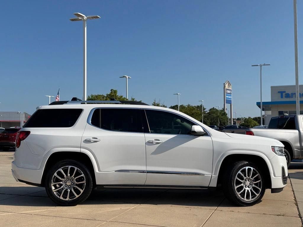 Used 2021 GMC Acadia Denali w/ Denali Technology Package FWD image 4