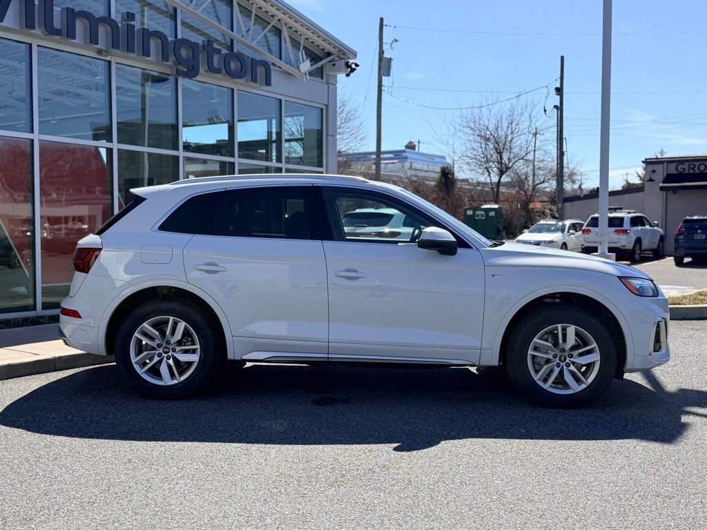 Certified 2023 Audi Q5 2.0T Premium w/ Convenience Package image 7