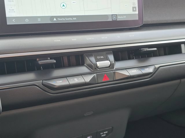 Certified 2024 Kia EV9 Wind AWD/4WD image 32