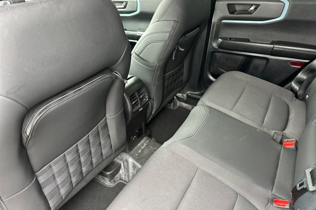 Used 2023 Ford Bronco Sport Badlands image 13
