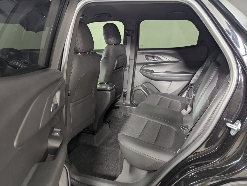 Used 2021 Chevrolet TrailBlazer RS w/ Driver Confidence Package FWD image 27
