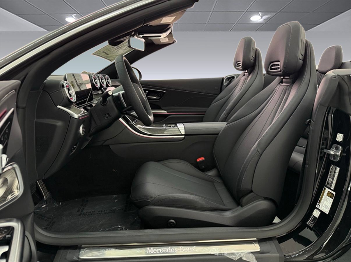 New 2027 Mercedes-Benz CLE 300 4MATIC Cabriolet image 5