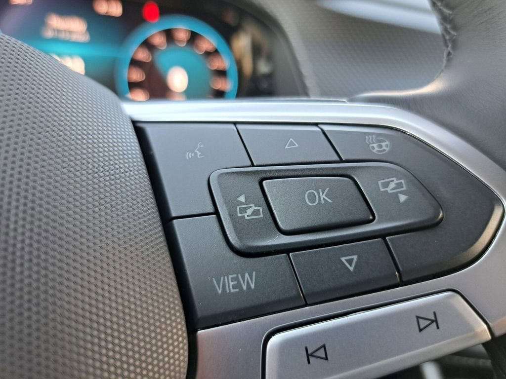 New 2026 Volkswagen Atlas Cross Sport SEL R-Line AWD/4WD image 14