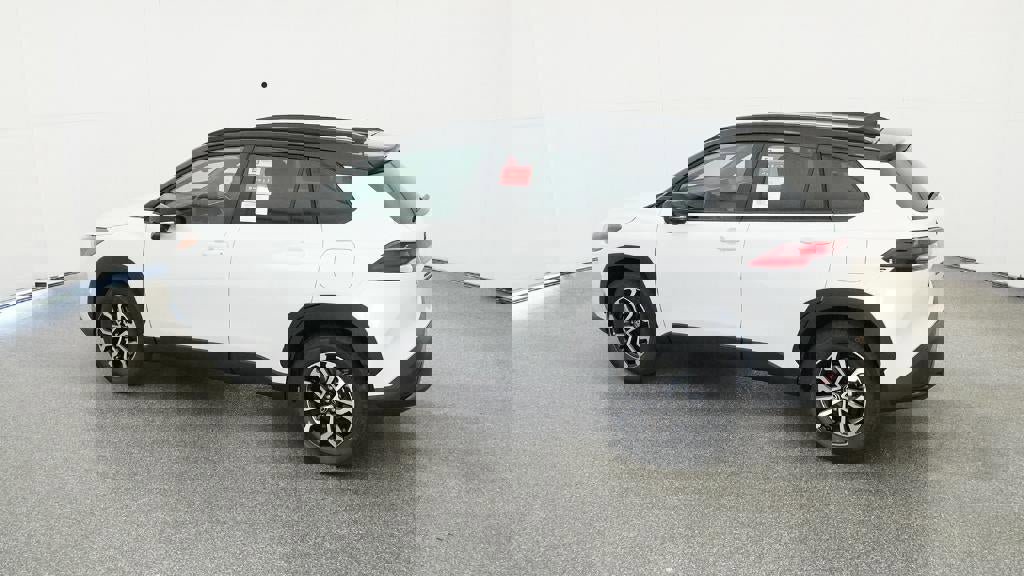 New 2026 Toyota Corolla Cross SE image 4