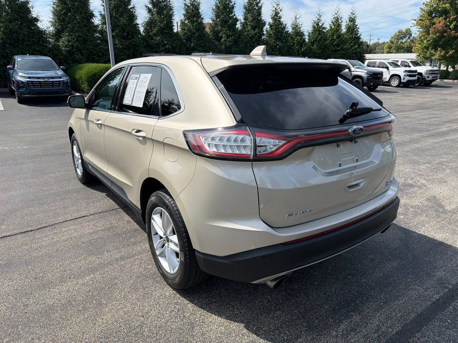 Used 2017 Ford Edge SEL AWD/4WD image 3