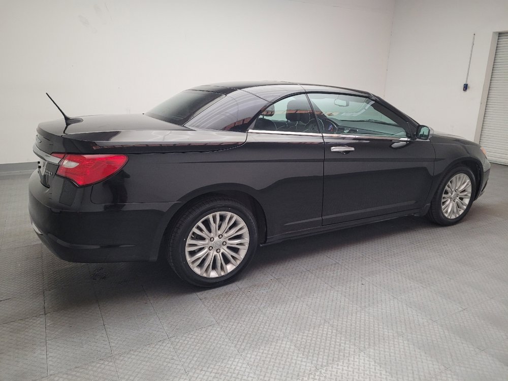 Used 2014 Chrysler 200 Limited image 10