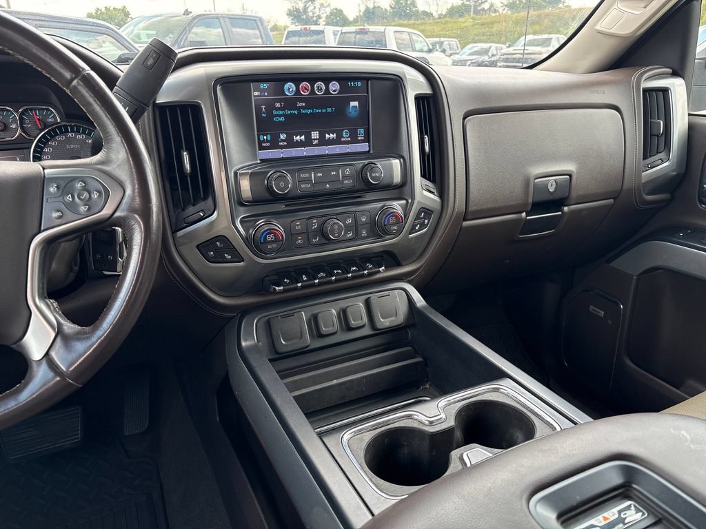 Used 2018 Chevrolet Silverado 1500 LTZ Z71 w/ LTZ Plus Package AWD/4WD image 22