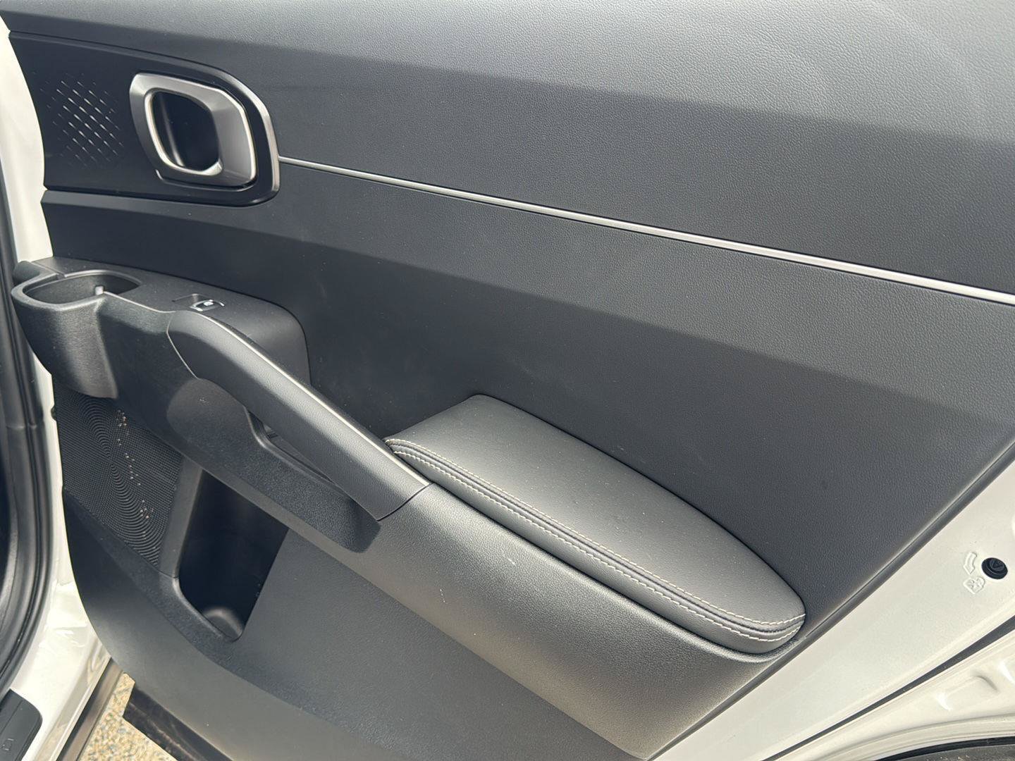 New 2025 Kia Sorento S AWD/4WD image 23