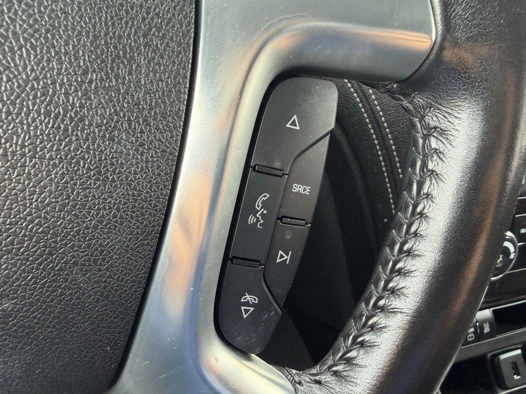 Used 2017 Chevrolet Traverse LT w/ Style and Technology Package image 26