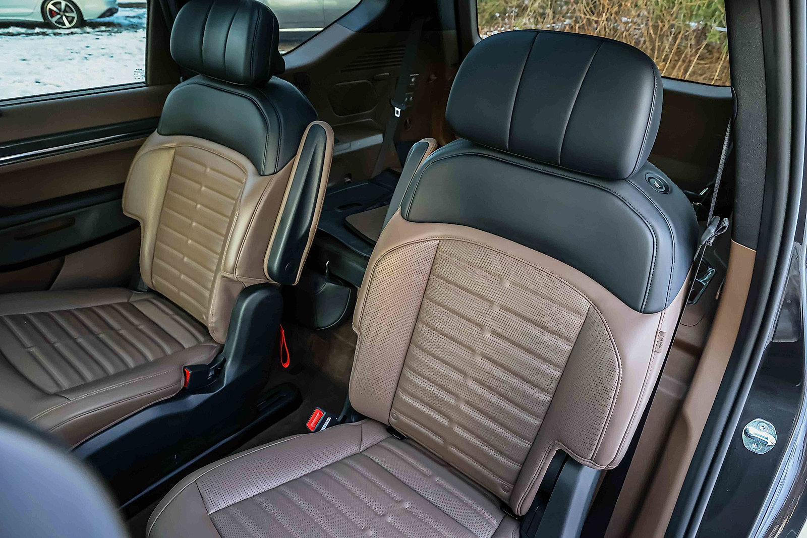 Certified 2024 Kia EV9 Land image 17