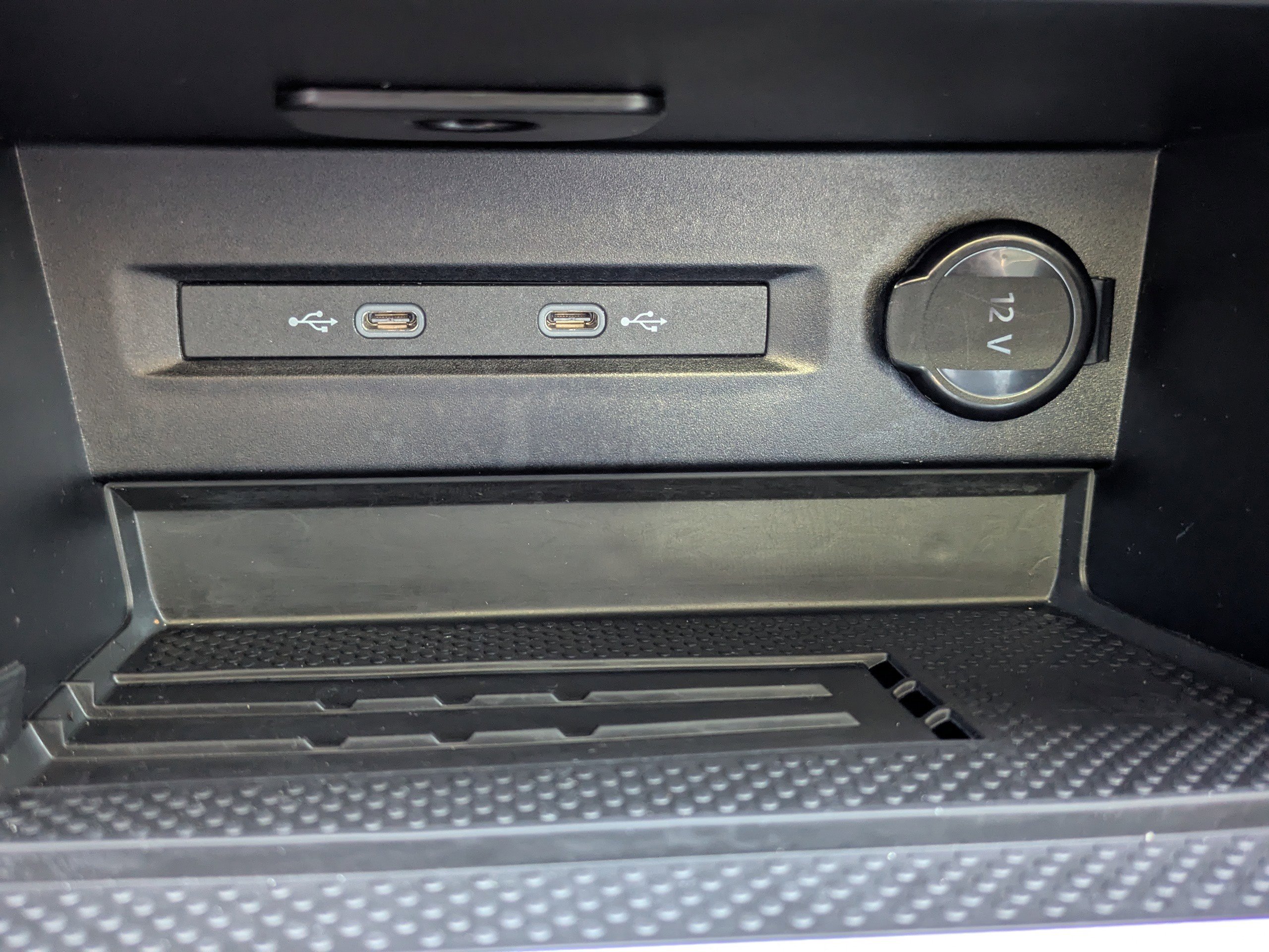 Certified 2025 Volkswagen Taos SE image 23