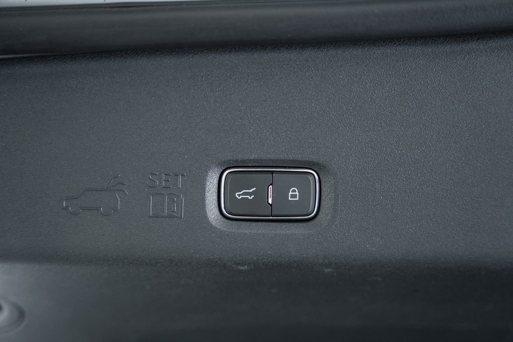 Used 2025 Ford Expedition Max Active image 14