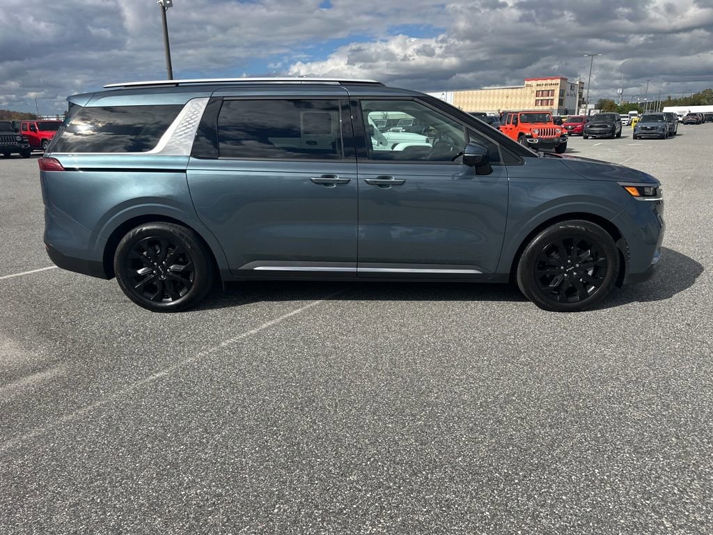 Used 2024 Kia Carnival SX Prestige image 5