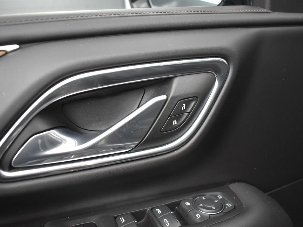 Used 2023 Chevrolet Tahoe High Country w/ Premium Package 2 image 17