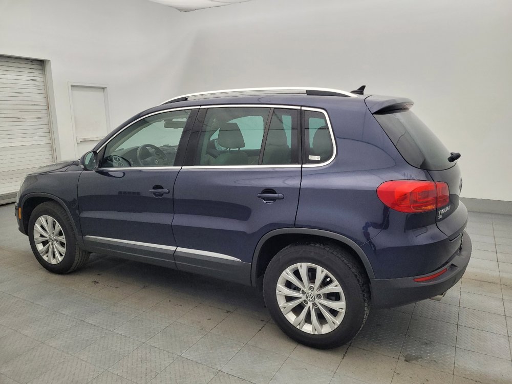 Used 2016 Volkswagen Tiguan SE image 3