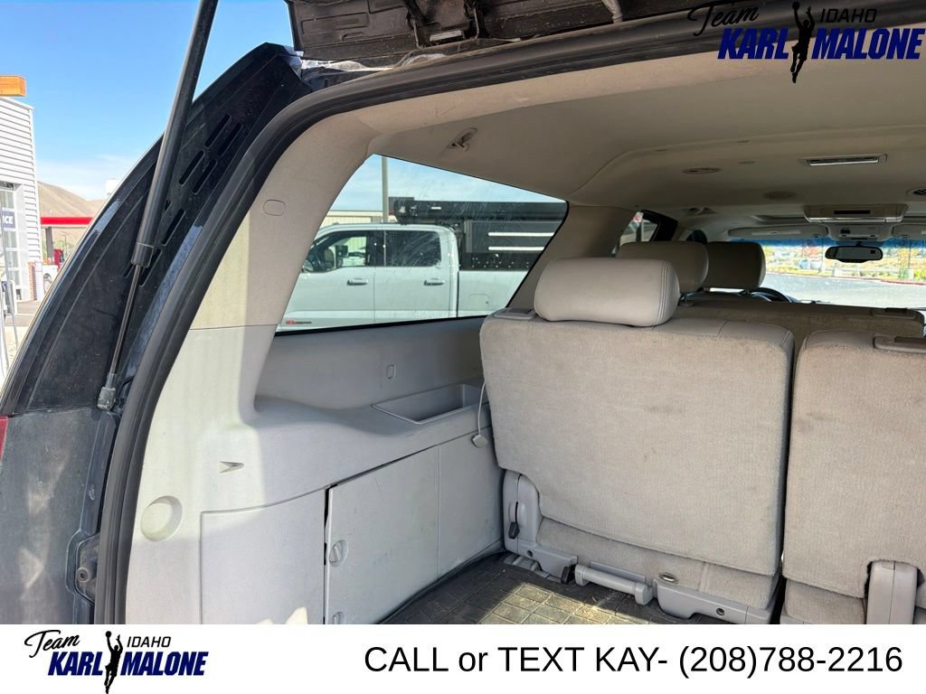 Used 2008 Chevrolet Suburban LT w/ LT Preferred Equipment Group AWD/4WD image 6