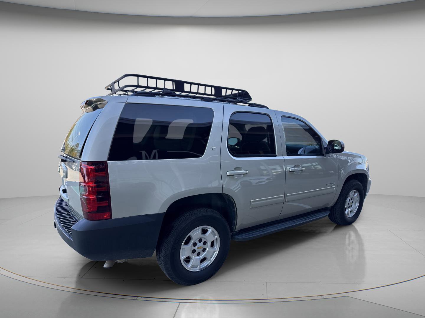 Used 2013 Chevrolet Tahoe LT w/ Luxury Package image 6