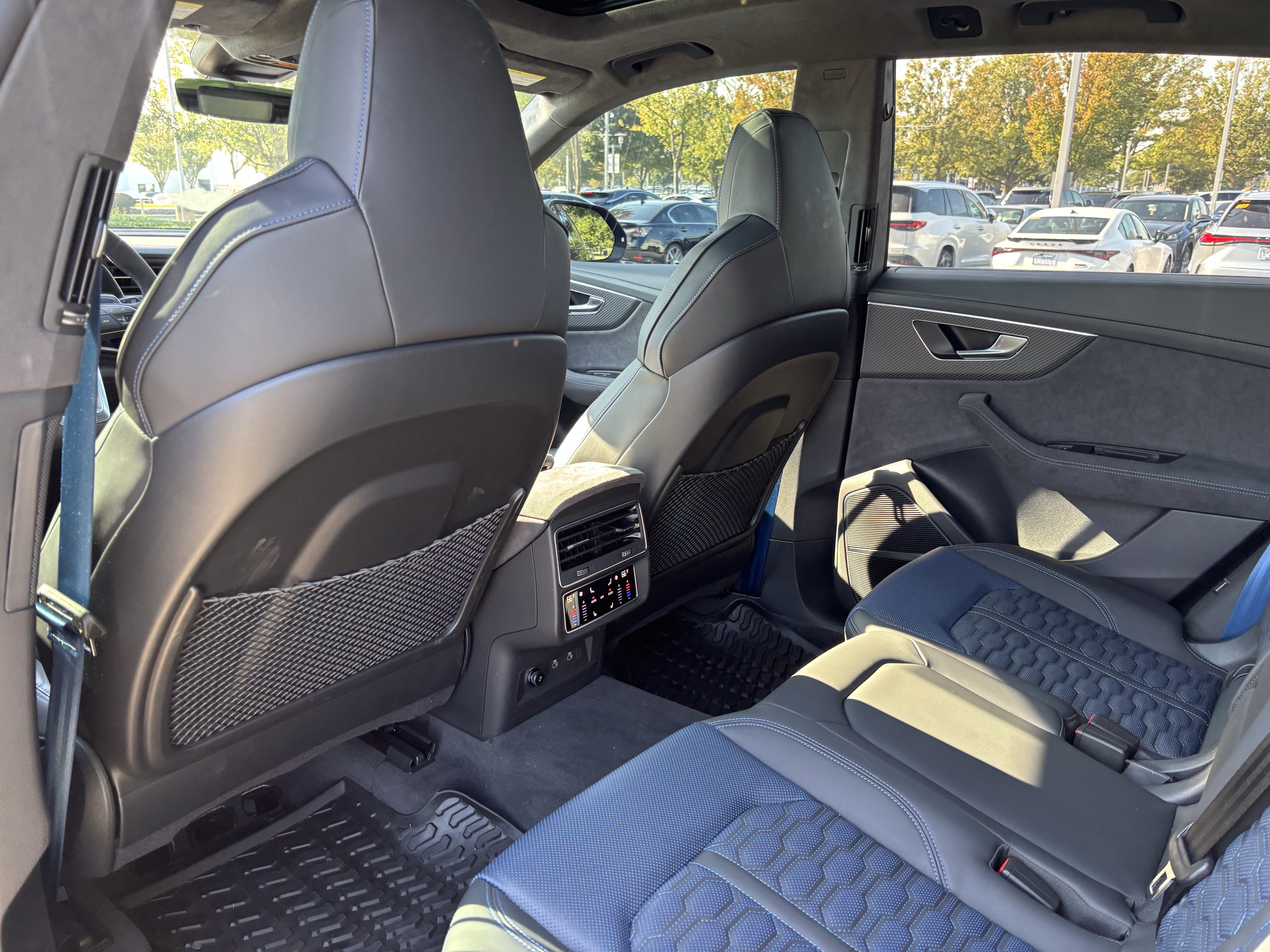 Used 2026 Audi RS Q8 performance AWD/4WD image 19
