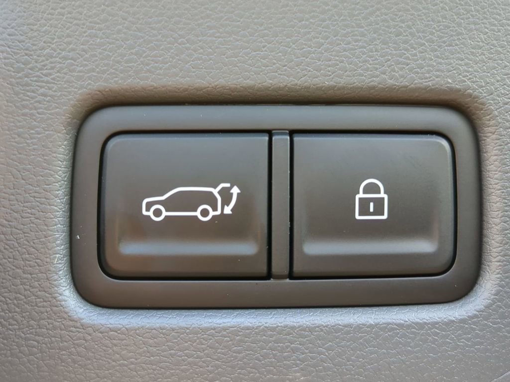 New 2026 Hyundai Santa Fe SEL image 14