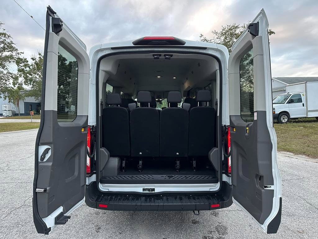 Used 2025 Ford Transit 350 XLT image 9