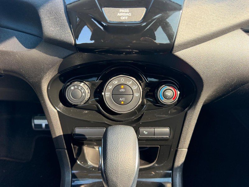 Used 2019 Ford Fiesta ST-Line FWD image 15