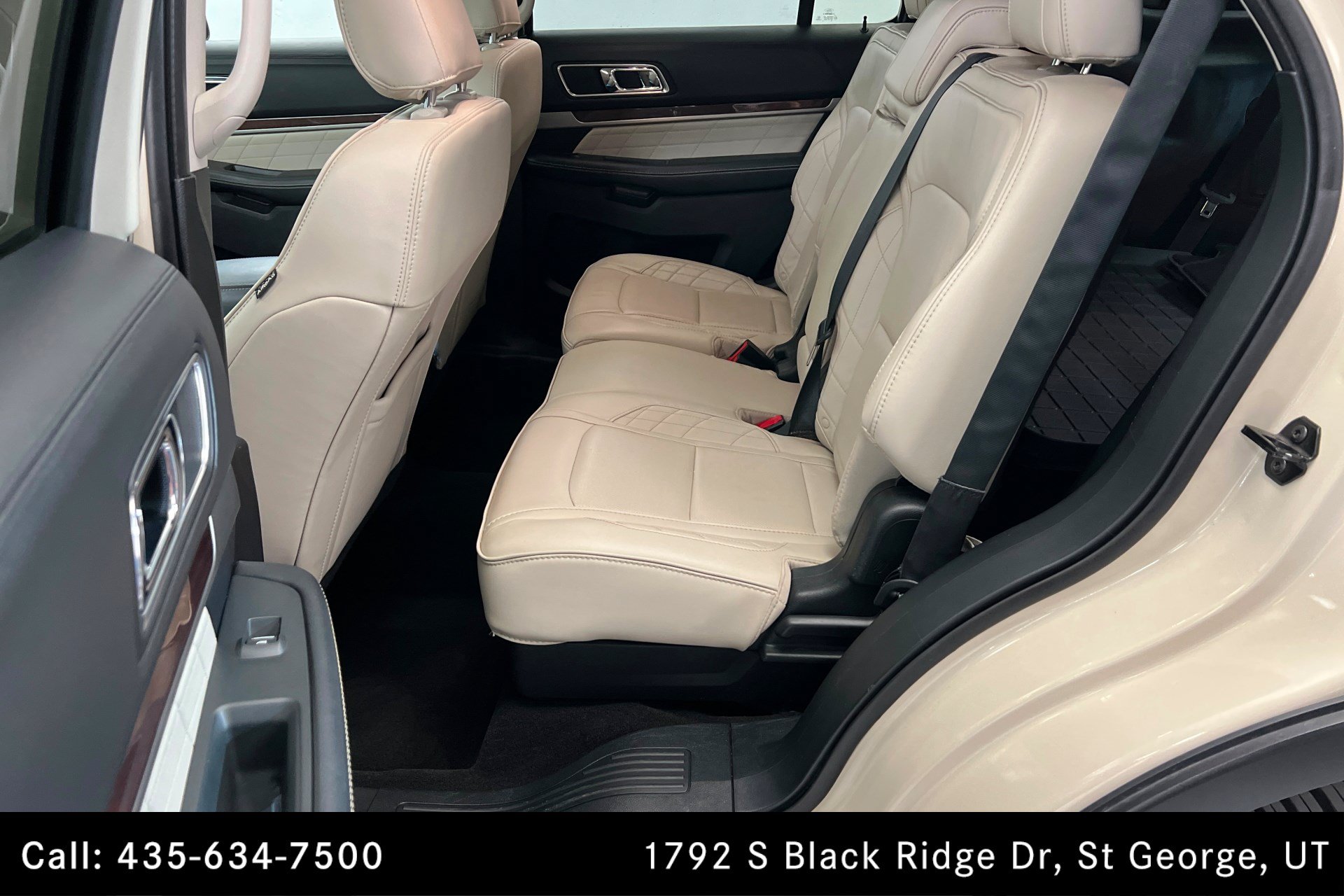 Used 2018 Ford Explorer Platinum AWD/4WD image 21