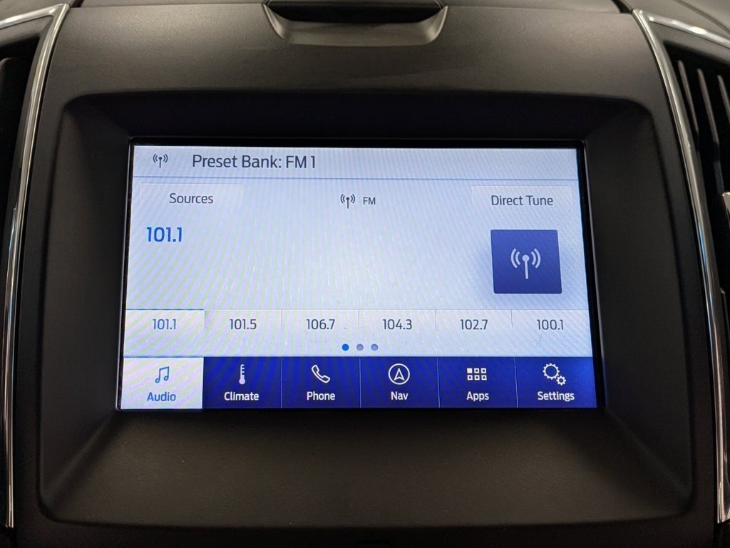 Used 2019 Ford Edge Titanium w/ Equipment Group 301A image 12