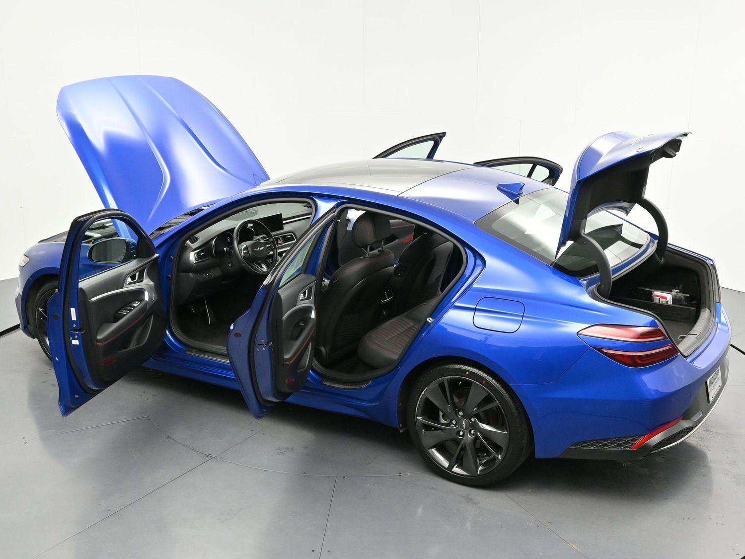 Used 2023 Genesis G70 2.0T w/ Sport Prestige Package image 39