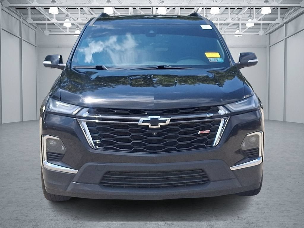 Used 2023 Chevrolet Traverse RS AWD/4WD image 3