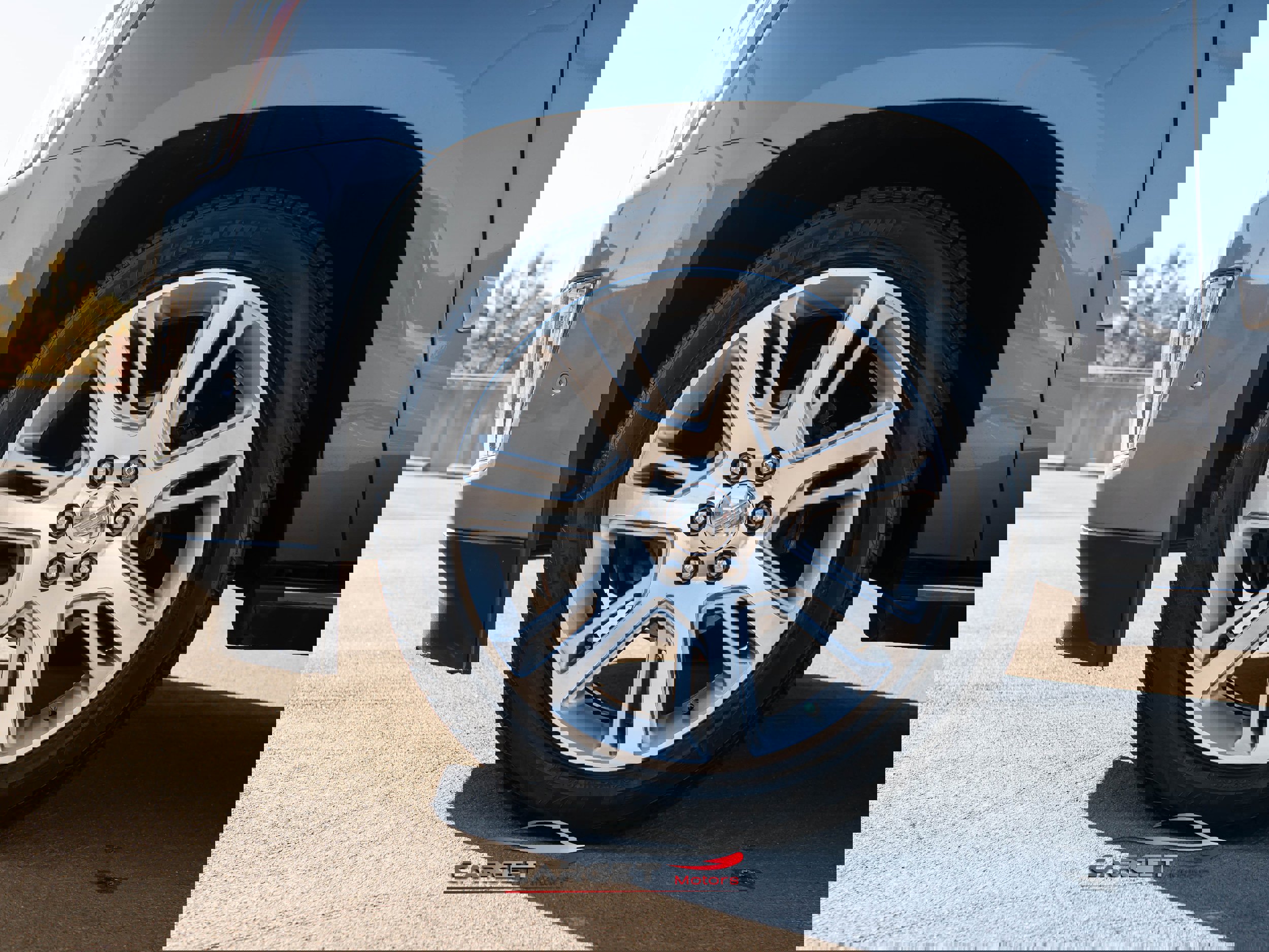 Used 2020 Cadillac Escalade Premium Luxury image 9