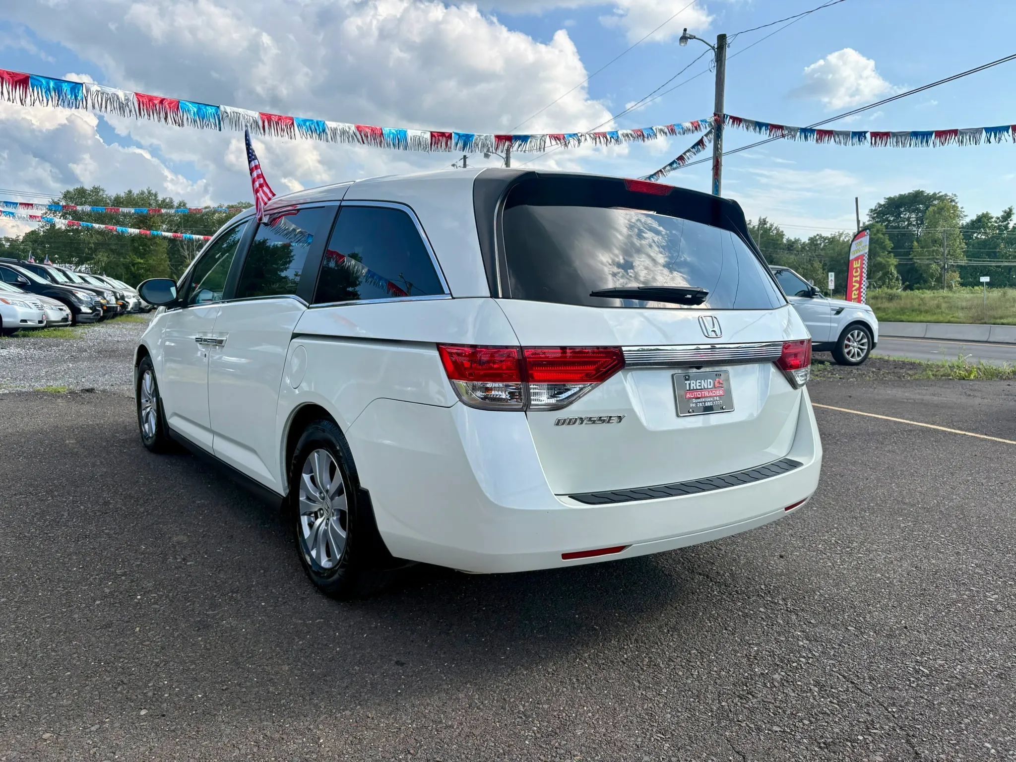 Used 2016 Honda Odyssey EX image 3