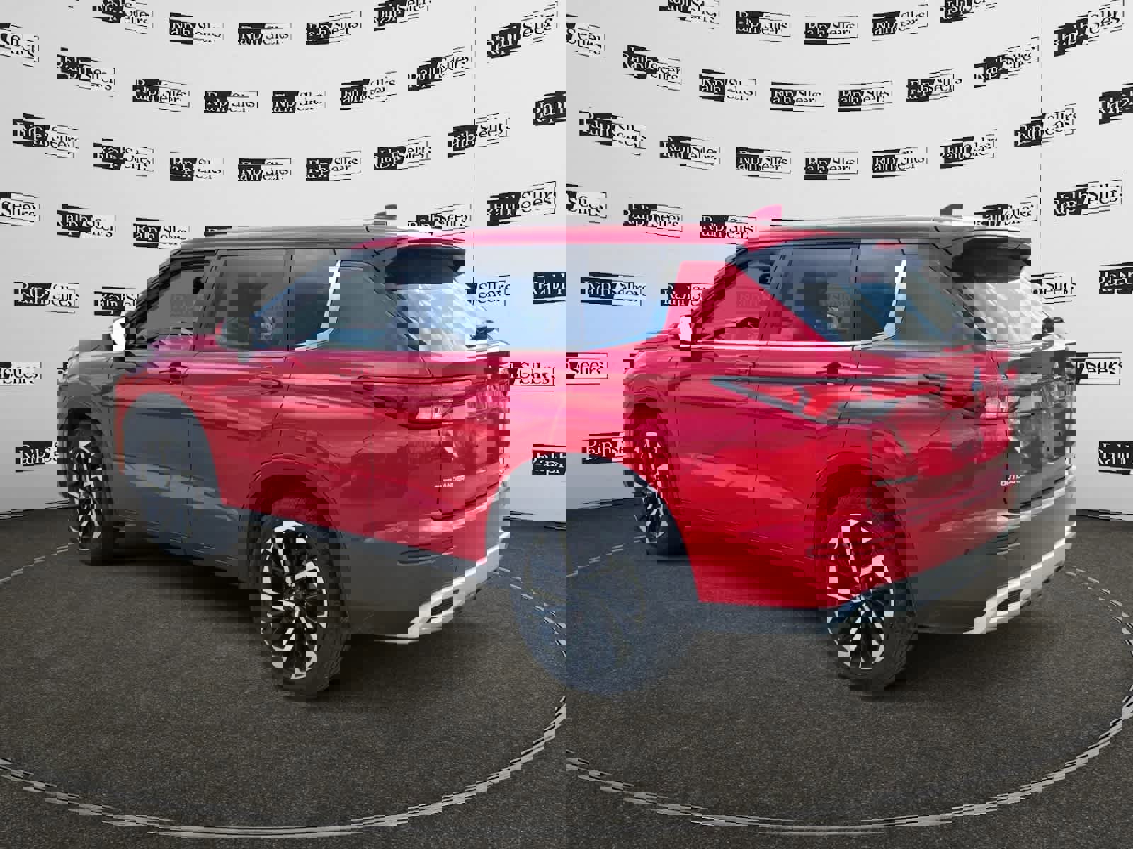 Used 2024 Mitsubishi Outlander SE image 4