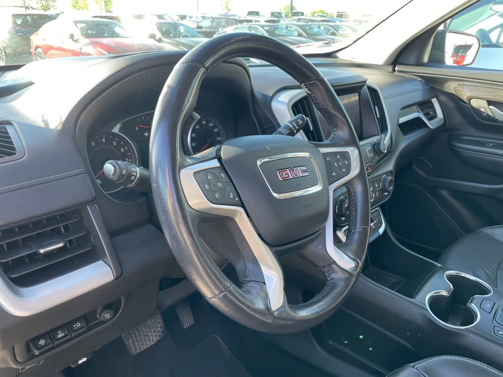 Used 2022 GMC Terrain SLT w/ Tech Package image 5