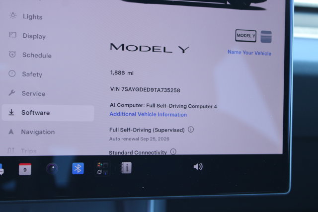 Used 2026 Tesla Model Y 2WD image 17