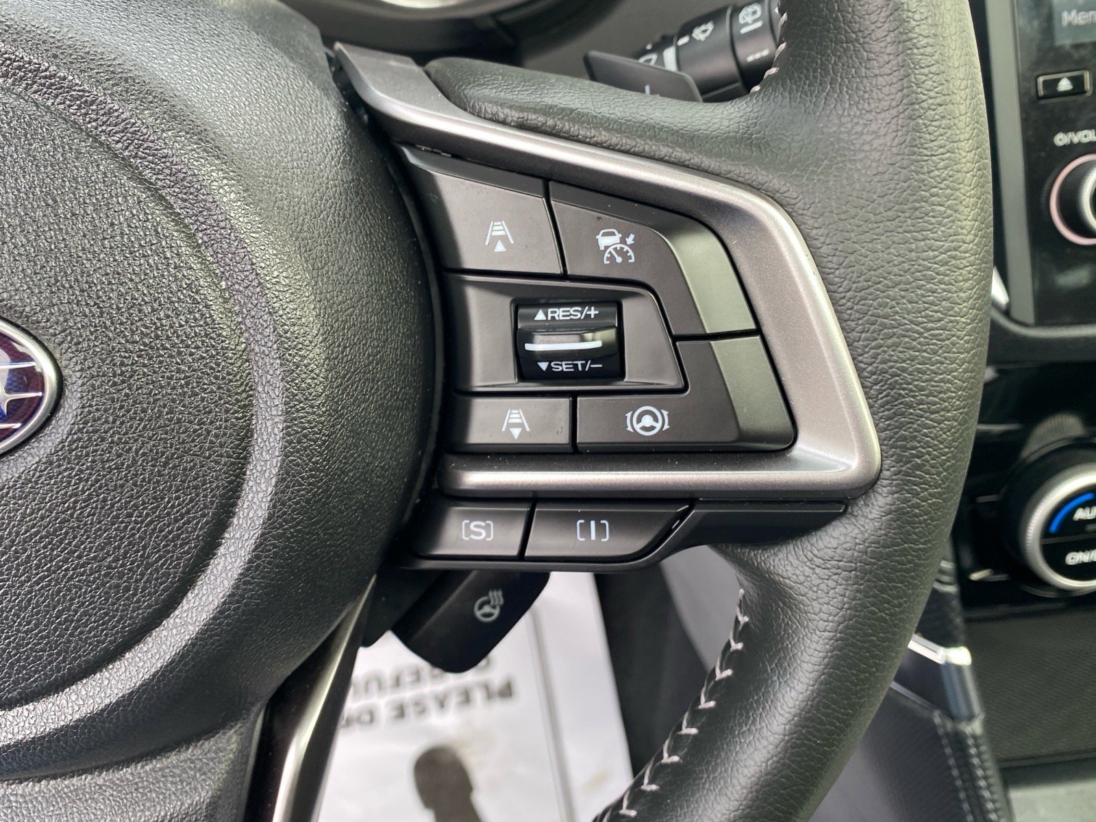 Used 2023 Subaru Forester Touring image 17