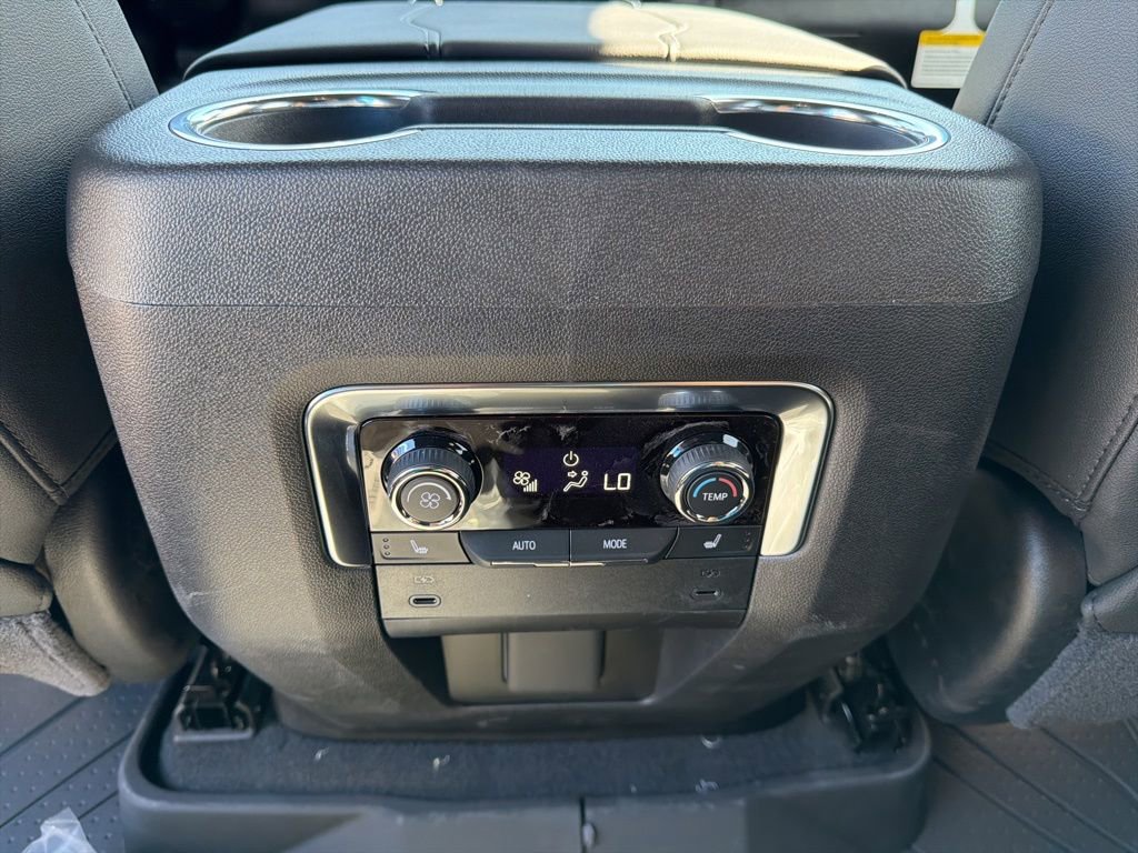 New 2026 Chevrolet Tahoe LT w/ Comfort Package AWD/4WD image 19