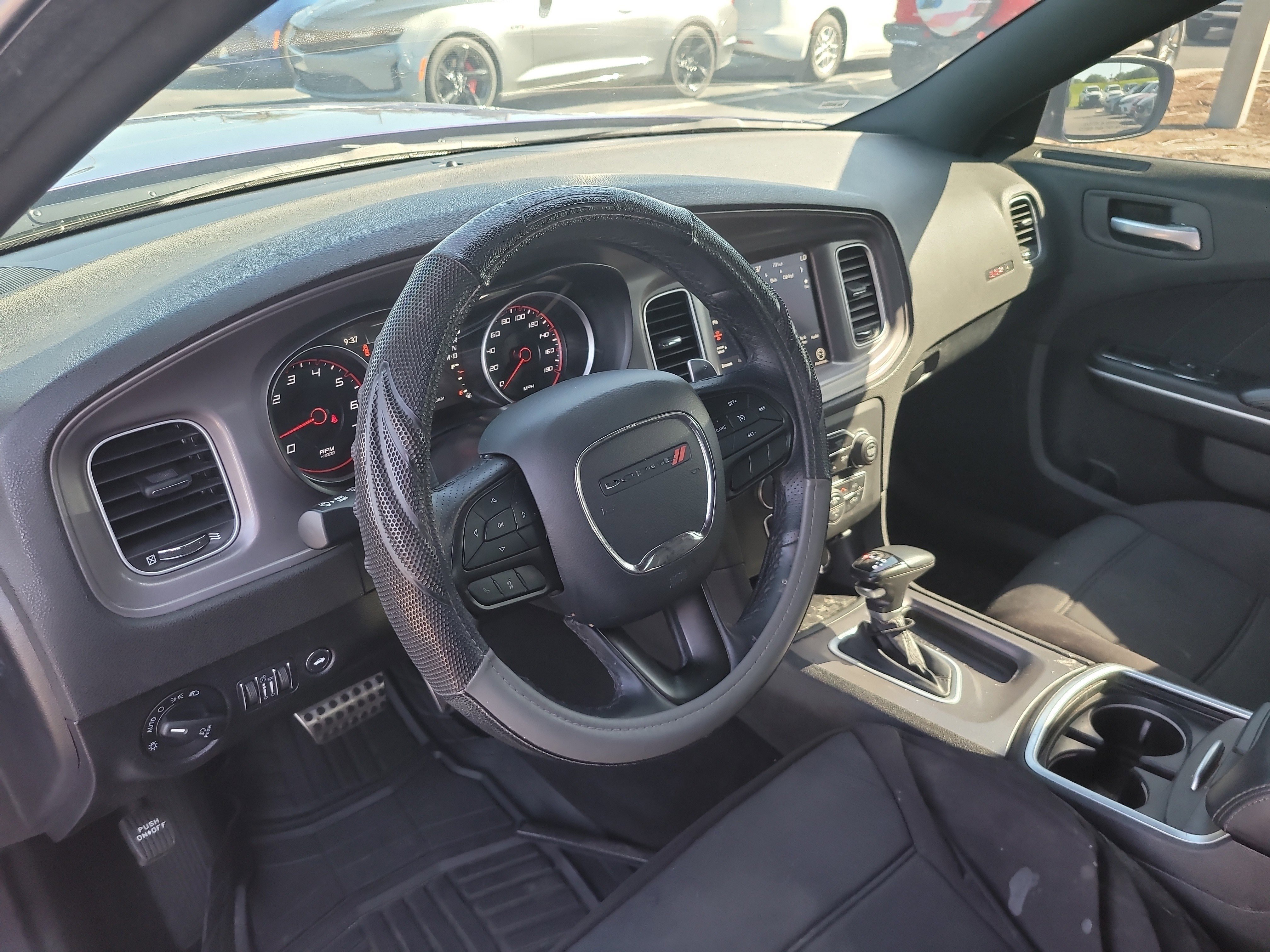 Used 2023 Dodge Charger Scat Pack w/ Harman/Kardon Audio Group RWD image 18