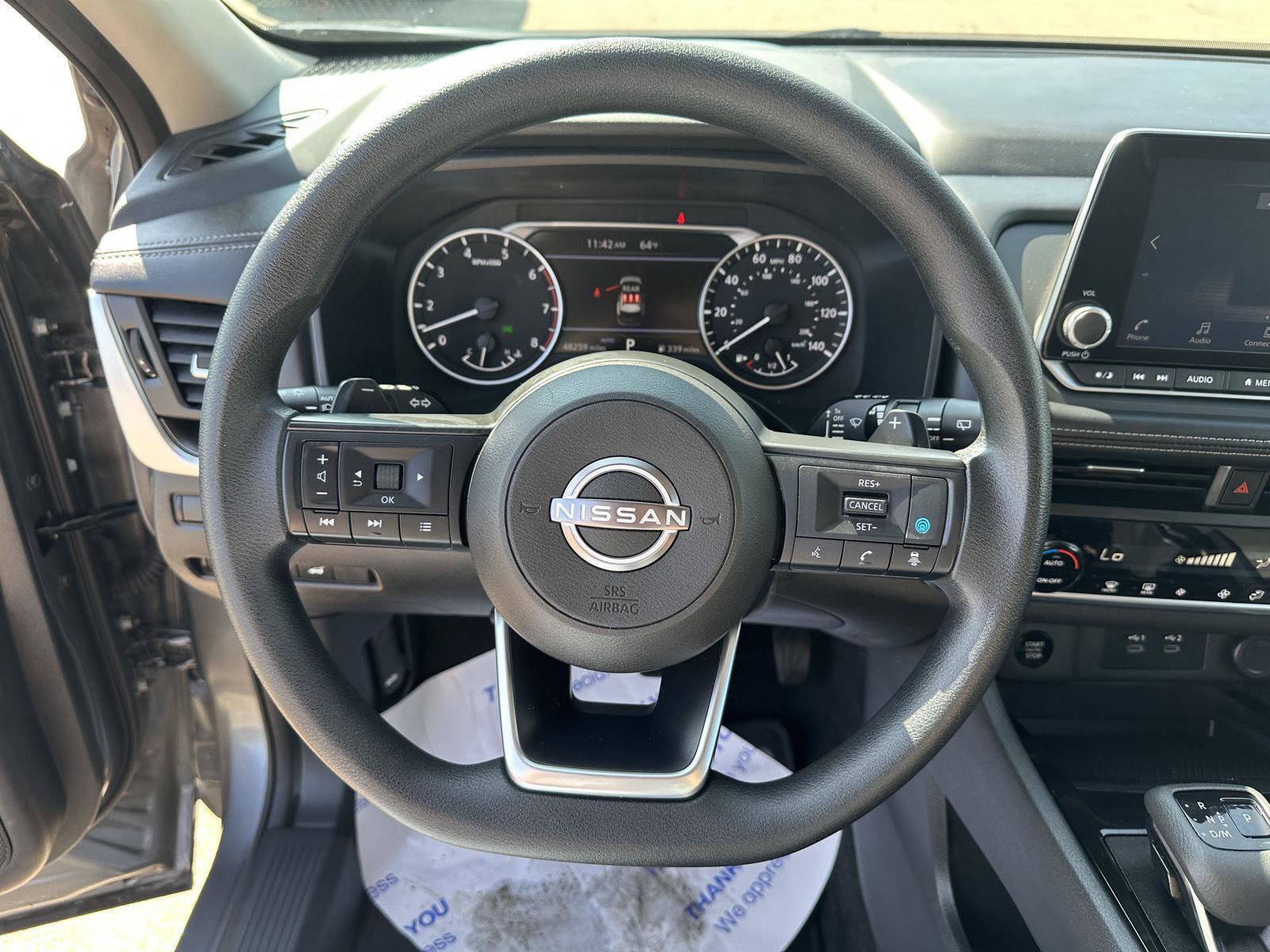 Used 2024 Nissan Rogue SV image 25