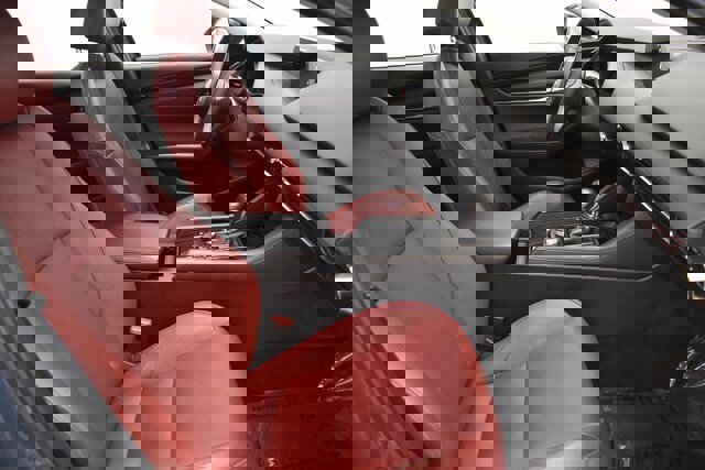 Used 2025 MAZDA MAZDA3 s image 21