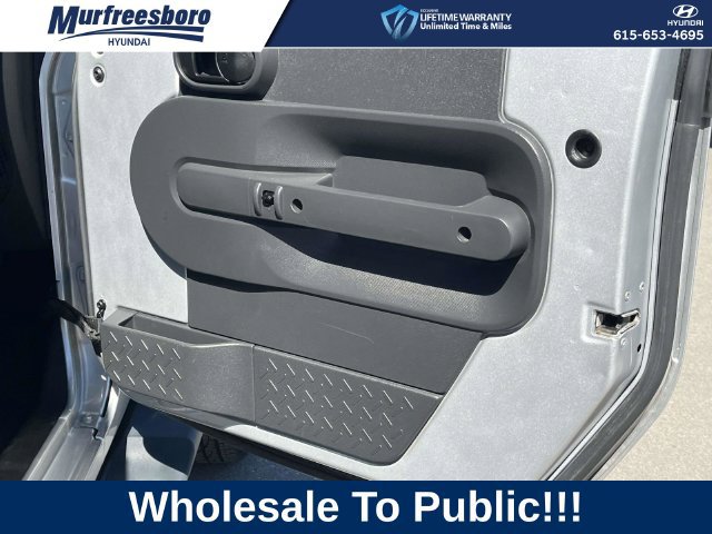 Used 2010 Jeep Wrangler Unlimited Sport AWD/4WD image 25