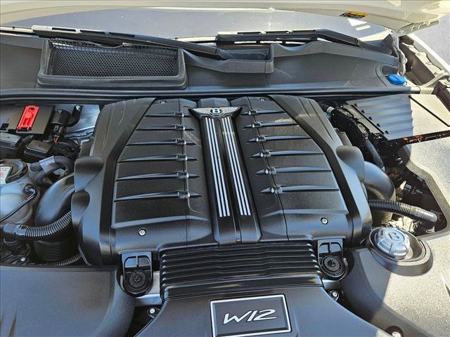 Used 2021 Bentley Bentayga Speed AWD/4WD image 24