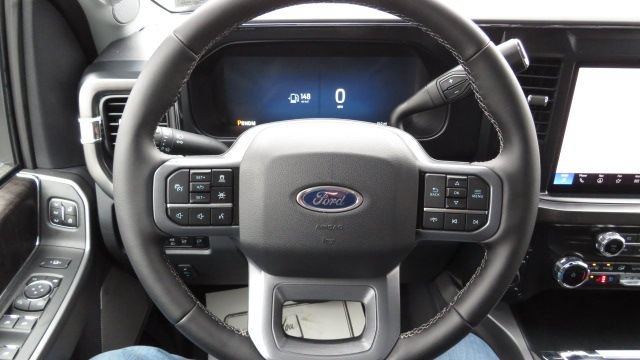 New 2026 Ford F250 Lariat w/ Lariat Ultimate Package AWD/4WD image 22