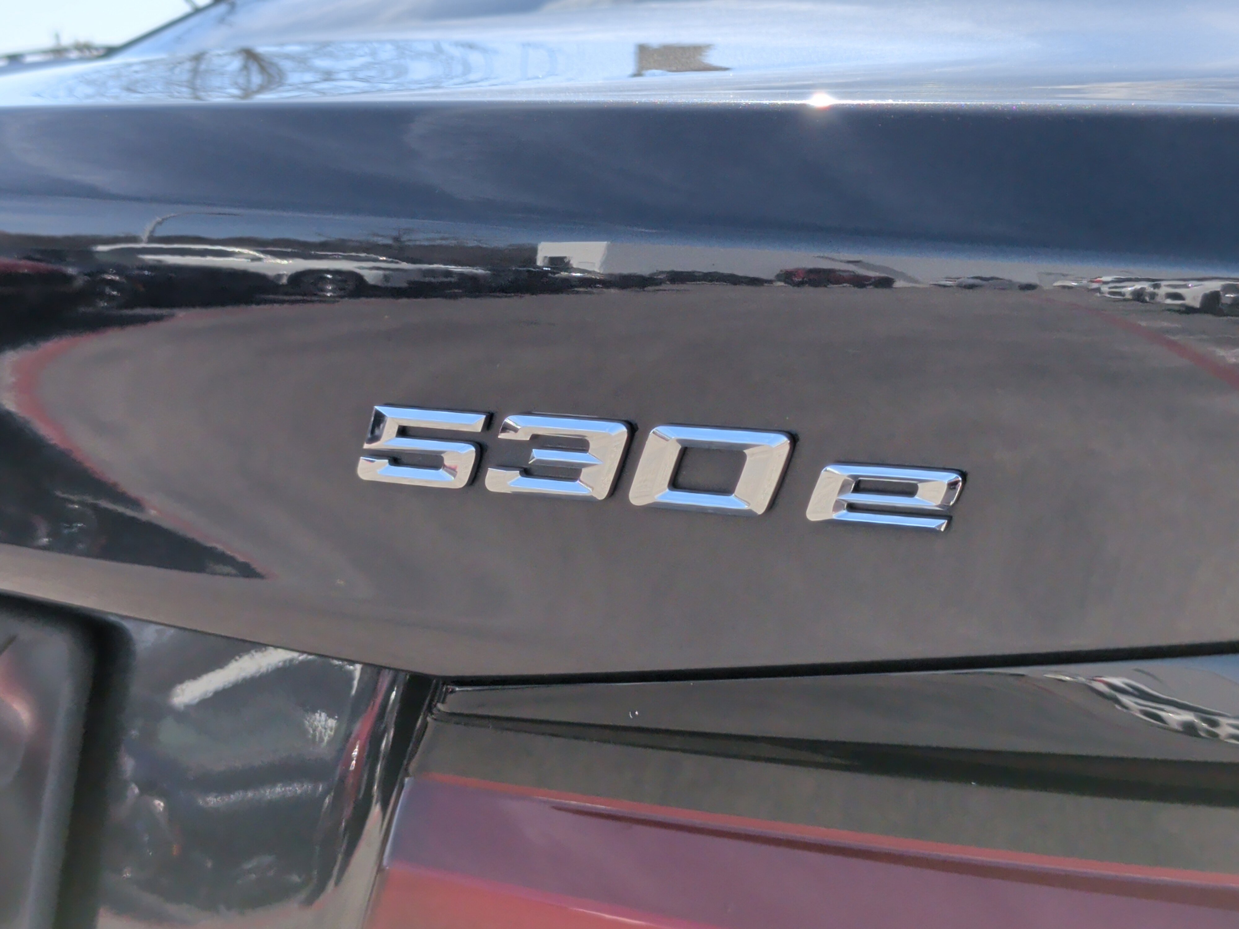 Certified 2023 BMW 530e w/ Premium Package image 11