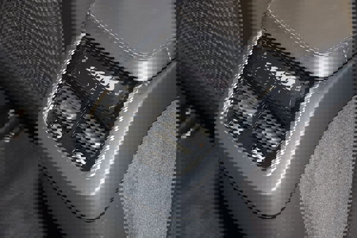 Used 2024 Volvo XC90 B5 Plus image 16