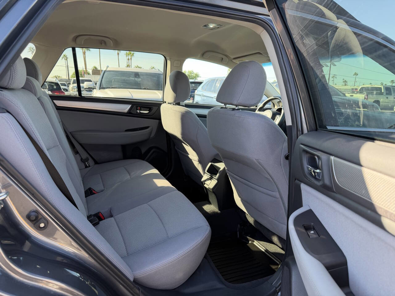 Used 2018 Subaru Outback 2.5i Premium image 28