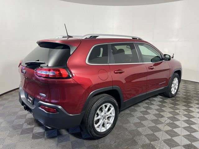 Certified 2017 Jeep Cherokee Latitude w/ Cold Weather Group AWD/4WD image 6