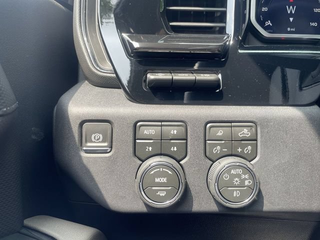 New 2026 Chevrolet Silverado 2500 ZR2 AWD/4WD image 20