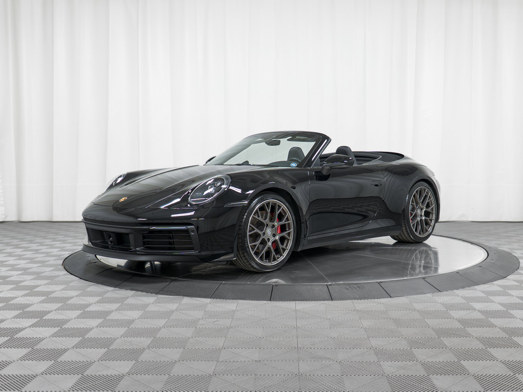 Certified 2020 Porsche 911 Carrera S image 1