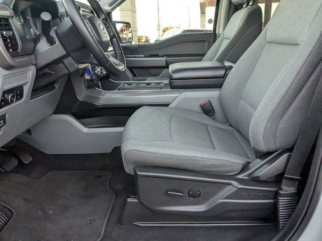 Used 2025 Ford F150 XLT w/ Equipment Group 301A Standard image 11